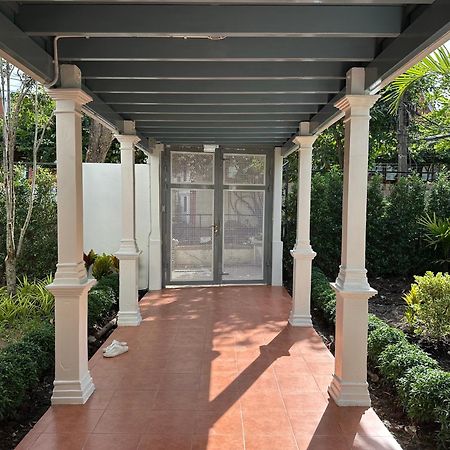 Baan Debtida Hotel Bangkok Kültér fotó