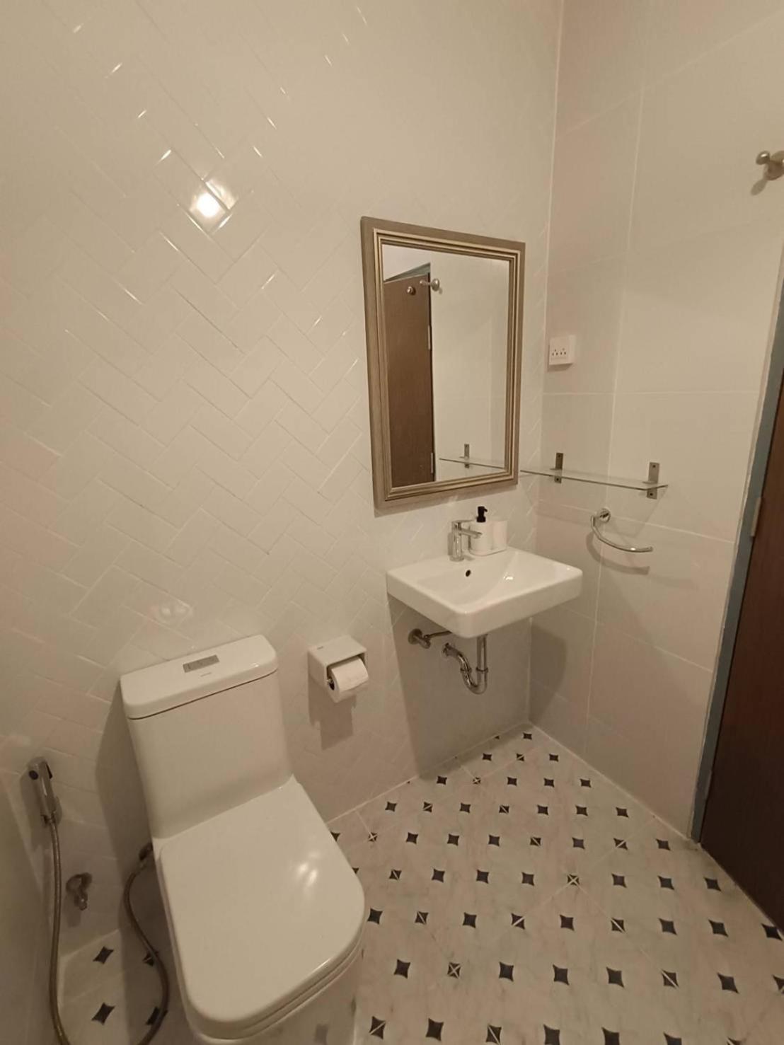 Baan Debtida Hotel Bangkok Kültér fotó