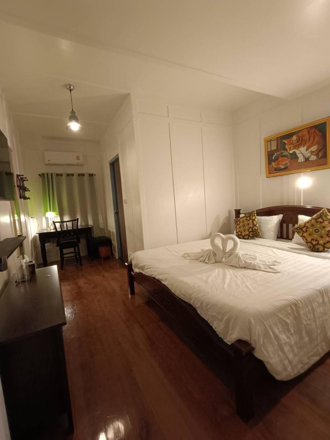 Baan Debtida Hotel Bangkok Kültér fotó