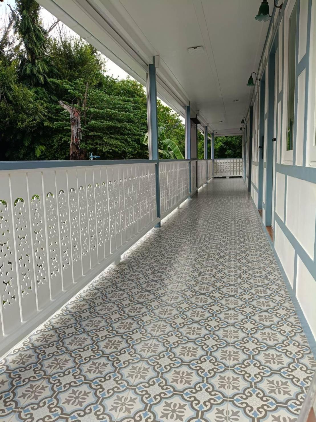 Baan Debtida Hotel Bangkok Kültér fotó