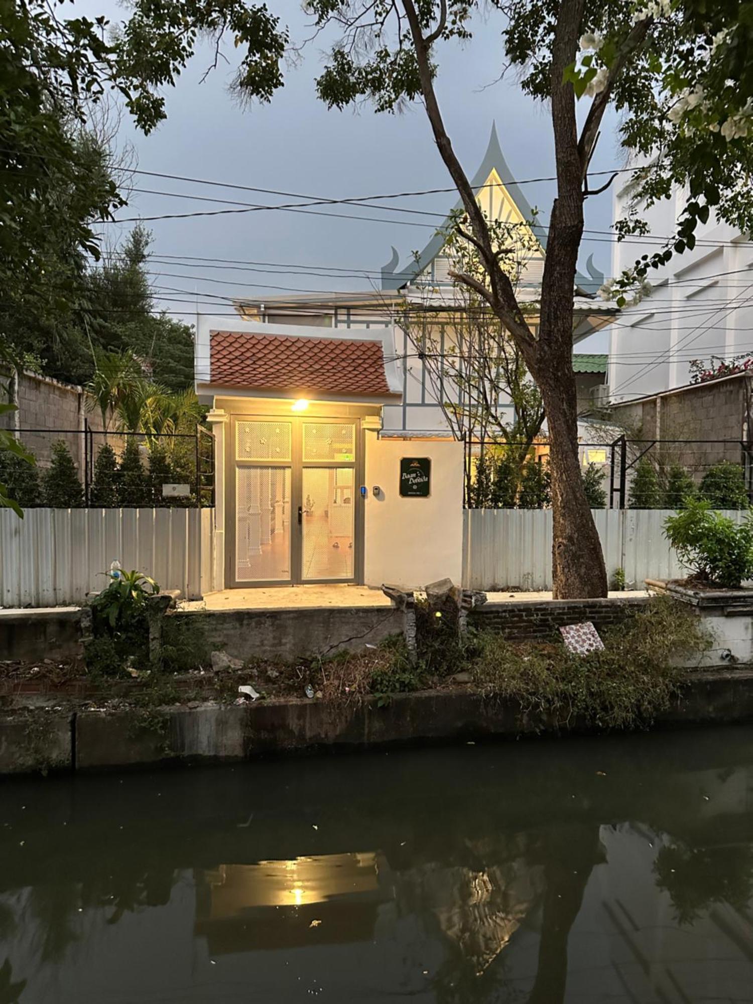 Baan Debtida Hotel Bangkok Kültér fotó