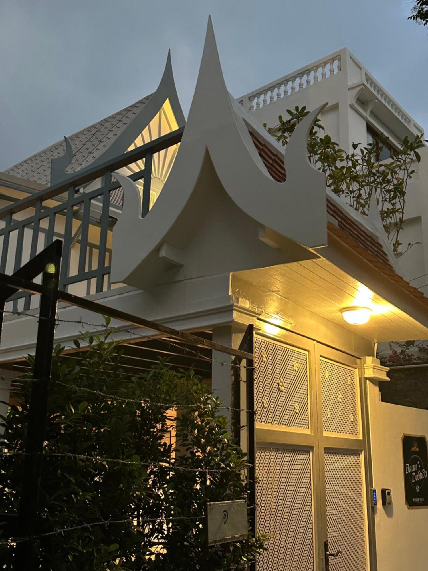 Baan Debtida Hotel Bangkok Kültér fotó