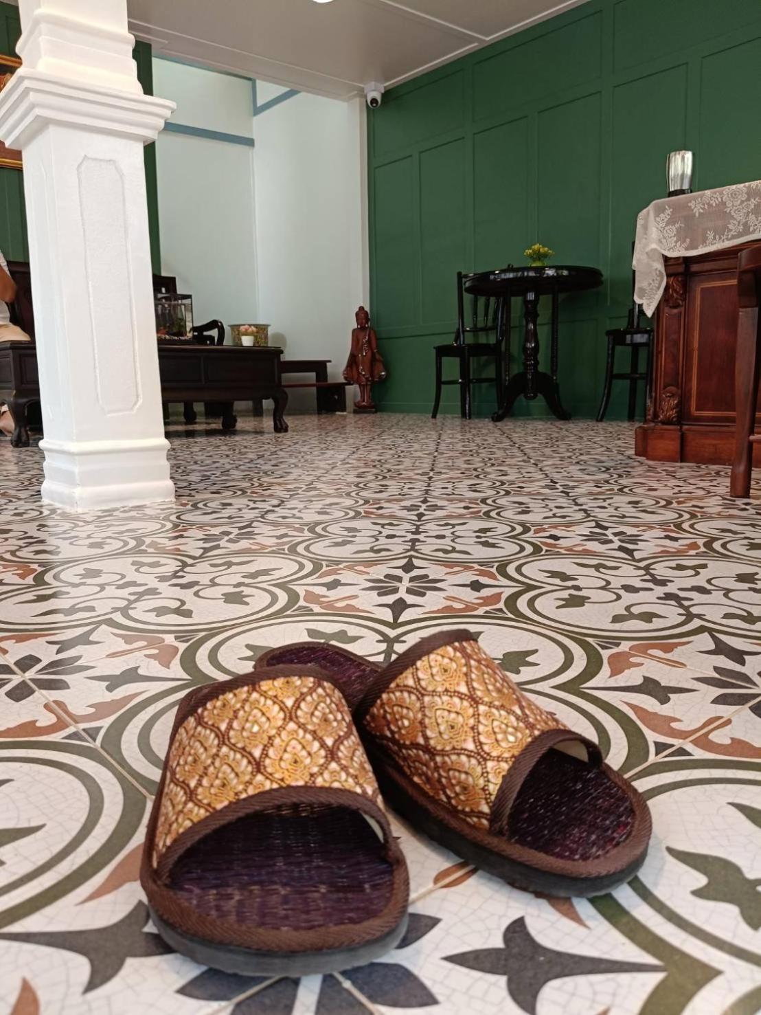 Baan Debtida Hotel Bangkok Kültér fotó