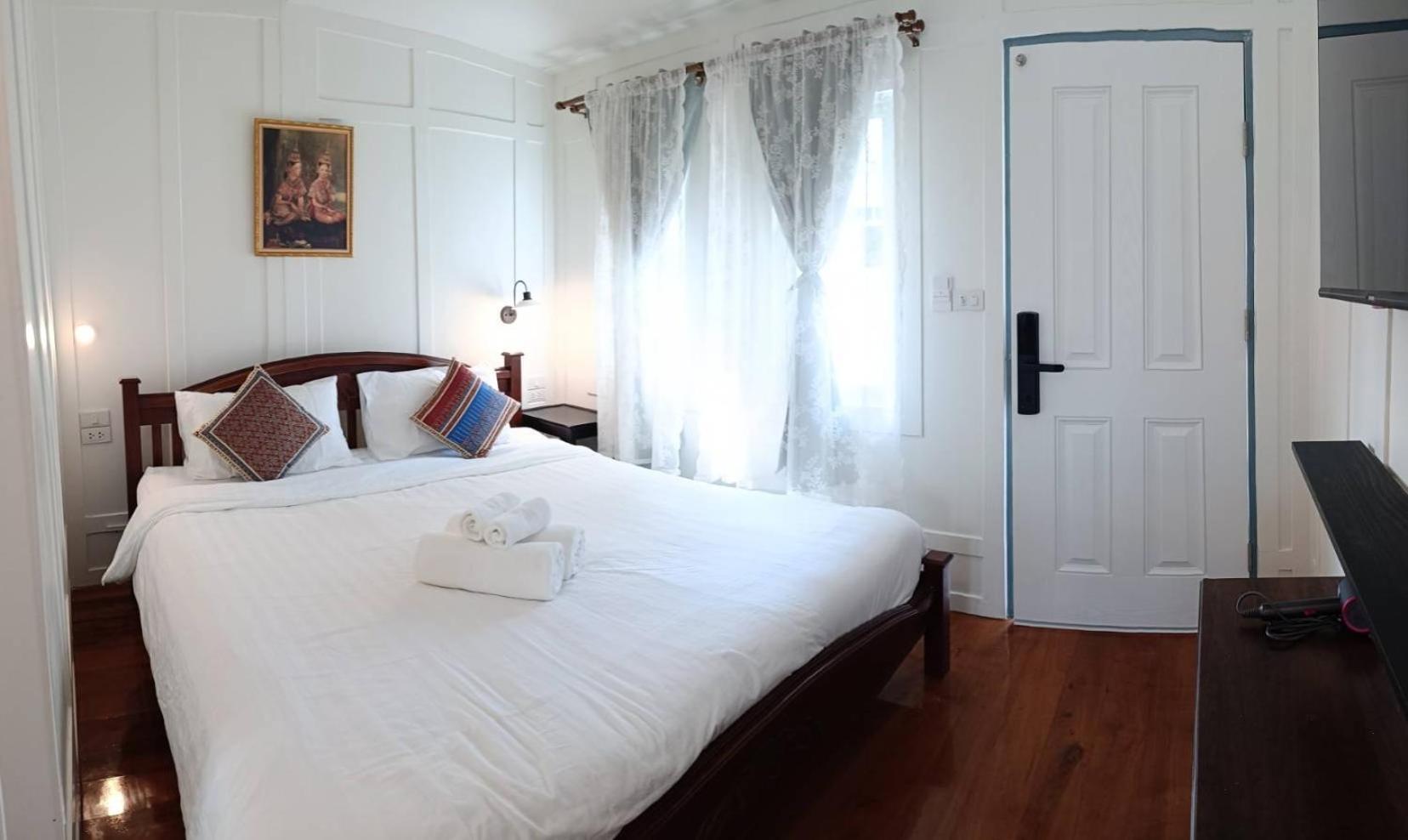 Baan Debtida Hotel Bangkok Kültér fotó